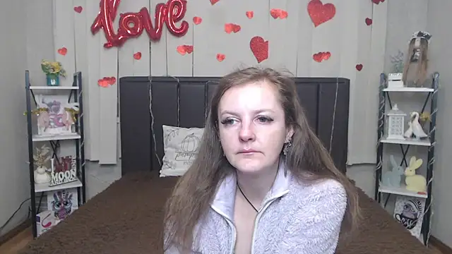 Snapshot of MeganPirs chatting on April 23, 5:15 pm MeganPirs online show from April 23, 5:15 pm