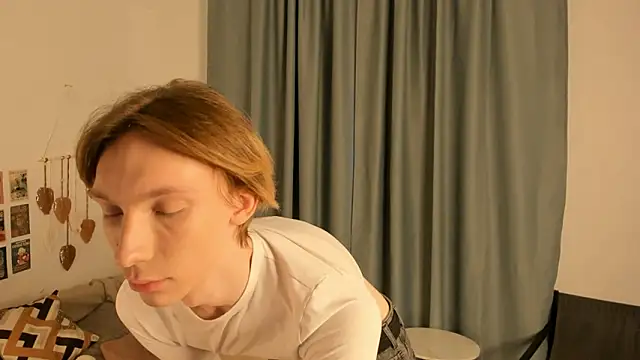 SilverFeral online show from February 28, 5:41 am