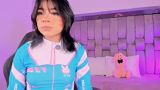 AgathaUwuDoll online show from June 25, 8:13 pm