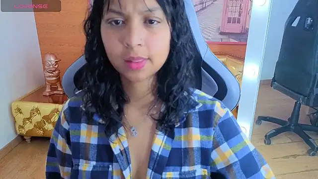 Kristen black T online show from March 18, 9:18 pm