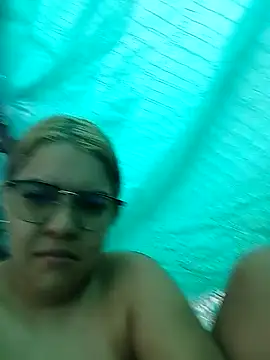 single kitten online show from April 3, 12:14 pm