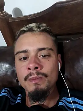 Snapshot of Pepopapo1 chatting on February 25, 11:25 pm Pepopapo1 online show from February 25, 11:25 pm