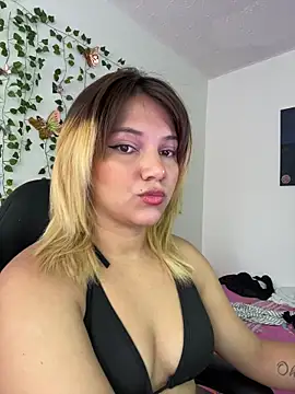 aurora bela online show from March 24, 5:07 pm