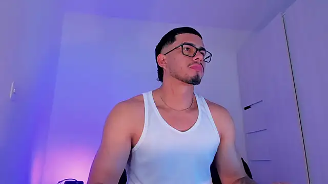 THADEO KING2 online show from April 12, 10:26 pm