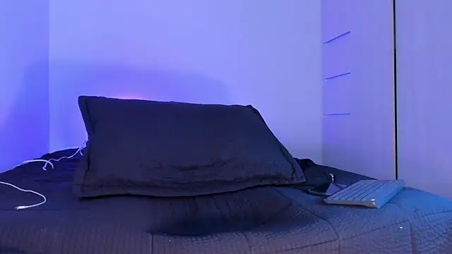 THADEO KING2 online show from April 16, 4:19 pm