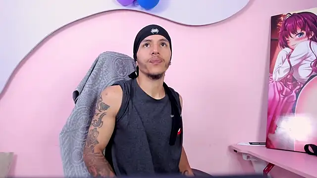 DanteLuxx online show from April 8, 3:50 am