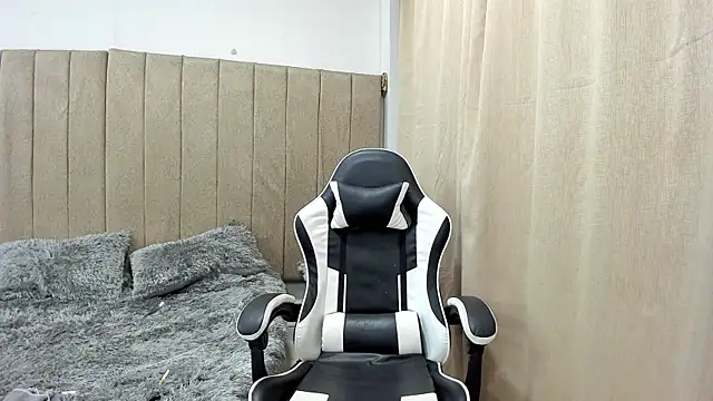 pipe hot04 online show from April 18, 7:23 am