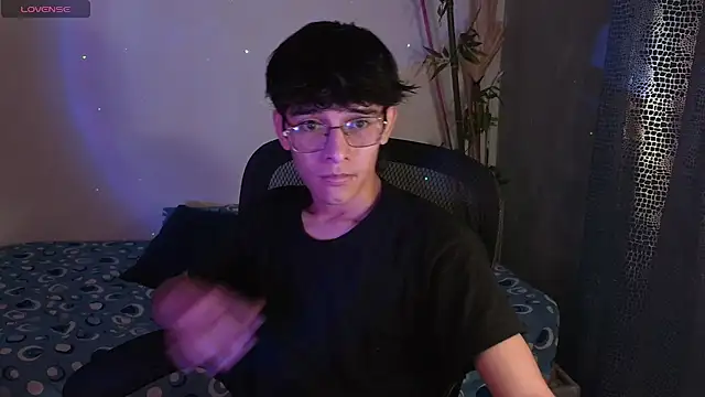 noah millerx online show from February 28, 2:56 am