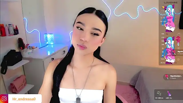 Snapshot of IamAndrea01 chatting on July 5, 6:15 pm IamAndrea01 online show from July 5, 6:15 pm