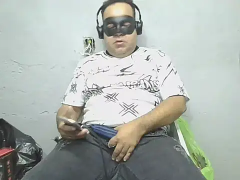 UrsoBissexualPauGrosso online show from March 23, 3:10 am