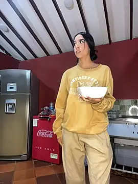 SAMY AND ARI online show from April 3, 10:13 am