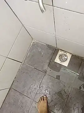 Snapshot of mrnaked chatting on February 26, 6:01 am mrnaked online show from February 26, 6:01 am