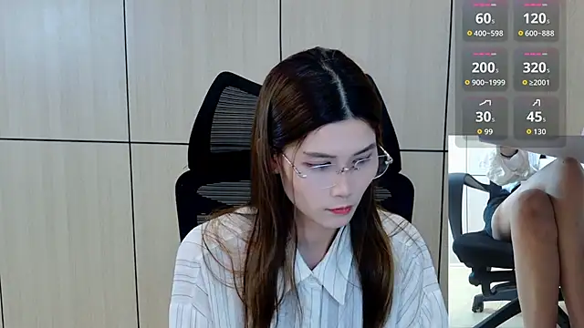 Snapshot of zhen-68 chatting on July 10, 6:17 am zhen-68 online show from July 10, 6:17 am