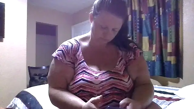 Snapshot of Juciy0420 chatting on June 1, 5:58 pm Juciy0420 online show from June 1, 5:58 pm