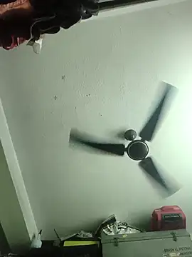 Snapshot of babydollcutyyyyy chatting on March 1, 12:51 pm babydollcutyyyyy online show from March 1, 12:51 pm