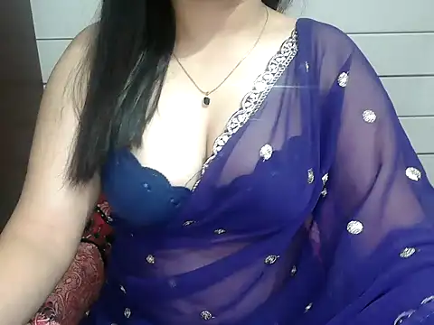Snapshot of Shruchi chatting on May 18, 6:36 pm Shruchi online show from May 18, 6:36 pm