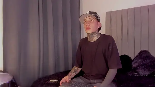 im dantee online show from February 27, 4:23 am