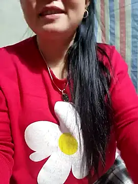 Snapshot of phay79 chatting on February 26, 1:43 pm phay79 online show from February 26, 1:43 pm