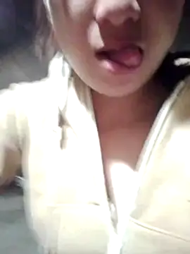 Mishowhot online show from March 12, 12:50 am