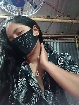 Snapshot of Nishit_pari-03 chatting on March 7, 12:18 am Nishit pari-03 online show from March 7, 12:18 am