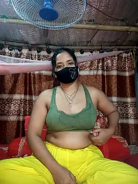 Snapshot of Nishit_pari-03 chatting on April 21, 5:28 pm Nishit pari-03 online show from April 21, 5:28 pm