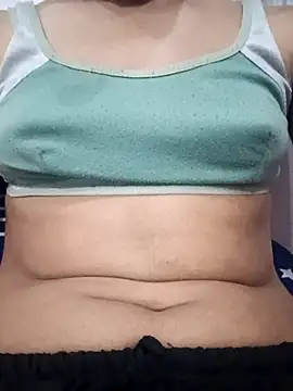 Snapshot of iam_Rani_19 chatting on February 26, 6:40 pm iam Rani 19 online show from February 26, 6:40 pm