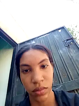 ginevere 20 online show from April 16, 8:09 pm