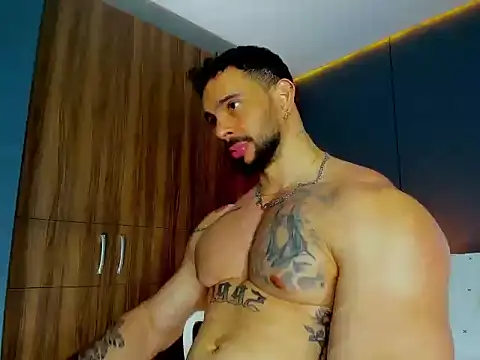 massimo visconti online show from February 28, 7:59 pm