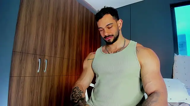 massimo visconti online show from April 10, 4:23 pm