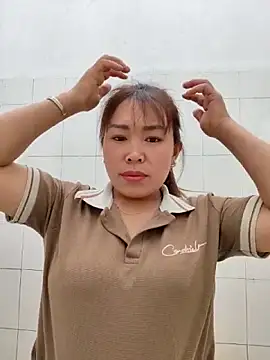 MiuNazz online show from March 12, 5:46 am