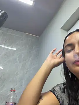 EmilySearss online show from May 13, 4:15 pm