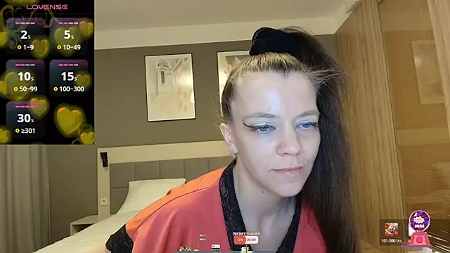 Snapshot of Yana-XX chatting on April 4, 6:38 pm Yana-XX online show from April 4, 6:38 pm
