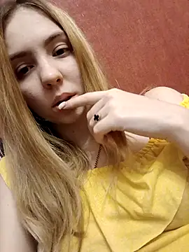 Prinseska27 online show from March 2, 7:54 pm