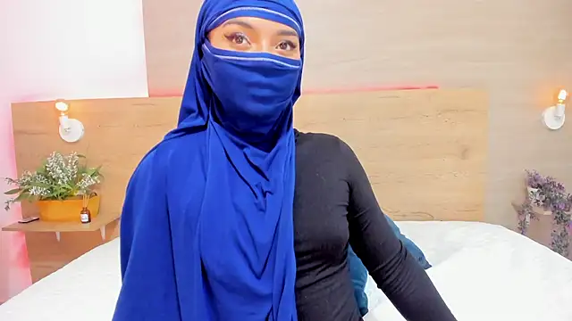  jennaa online show from March 12, 8:15 pm