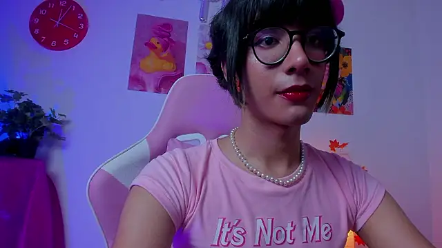 Madeline 21 online show from March 2, 6:03 am