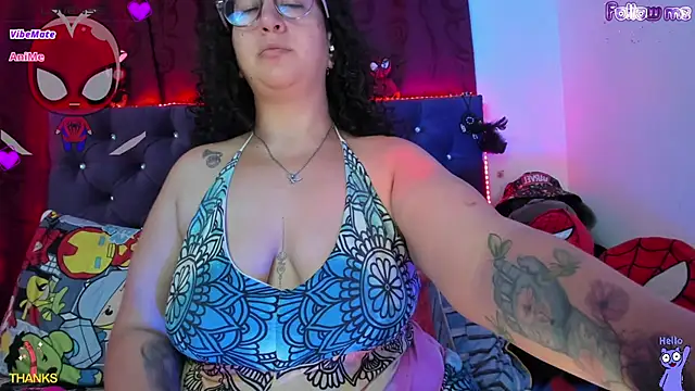 nahomy fetish online show from July 9, 3:10 am