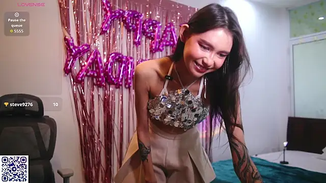 amy peachy online show from May 8, 4:40 am