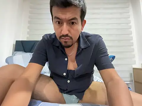 baby026- online show from March 9, 5:00 am