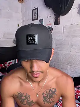 Snapshot of billi_adamzz chatting on February 28, 9:16 pm billi adamzz online show from February 28, 9:16 pm