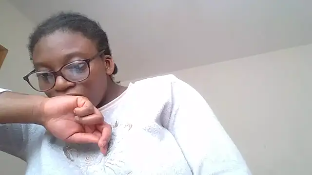 Snapshot of SexyGemBeauty chatting on June 3, 1:25 pm SexyGemBeauty online show from June 3, 1:25 pm