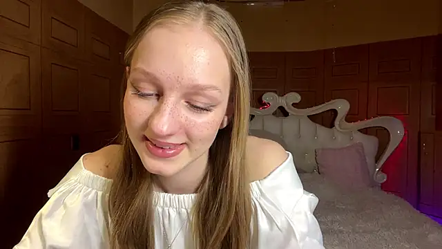 Anika Socutehe online show from March 23, 4:44 pm