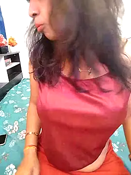 Snapshot of Tinaa_baby chatting on April 3, 7:45 pm Tinaa baby online show from April 3, 7:45 pm