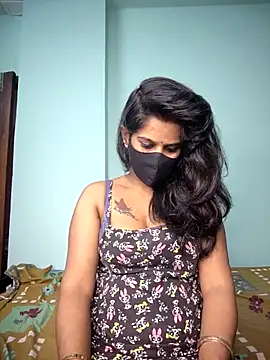 Snapshot of Tinaa_baby chatting on May 20, 8:59 pm Tinaa baby online show from May 20, 8:59 pm