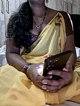 Snapshot of AnushaTelugu chatting on June 24, 7:18 am AnushaTelugu online show from June 24, 7:18 am