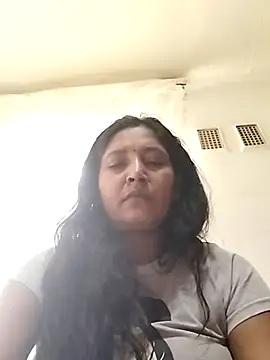 Snapshot of mysteriousgal031 chatting on March 3, 5:02 am mysteriousgal031 online show from March 3, 5:02 am