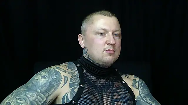 devilWithTats online show from March 21, 8:19 am