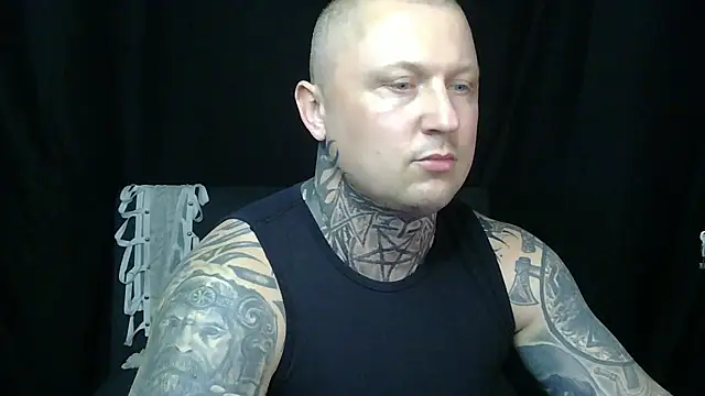 devilWithTats online show from May 6, 7:57 am