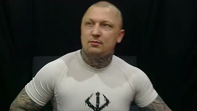 devilWithTats online show from May 28, 2:25 pm