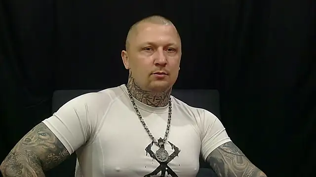 devilWithTats online show from May 29, 8:01 am