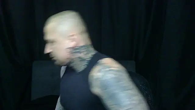 devilWithTats online show from May 30, 8:44 am